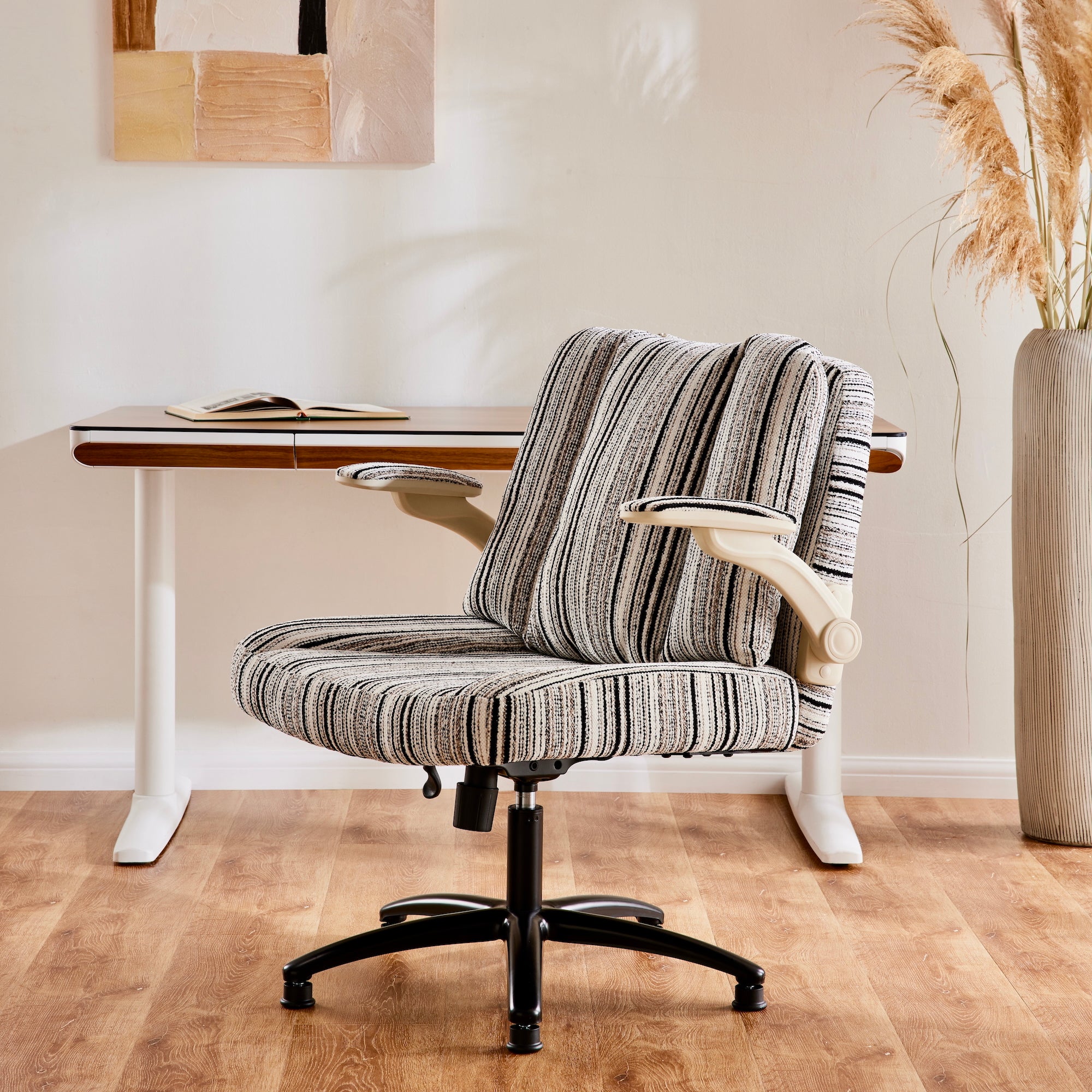 Pipersong Criss Cross Desk Chair - Special Design